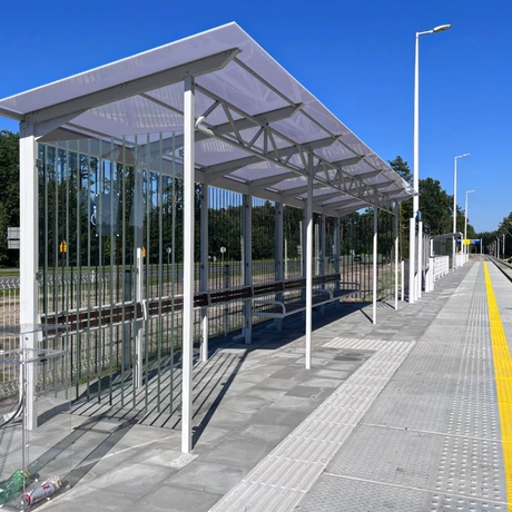 Budowa linii kolejowej z Rzeszowa na lotnisko w Jasionce [sierpień 2023] - fot 14